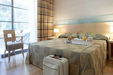 Garden VIP Suite with Semi Sharing Pool / Abav² 
