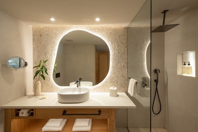 Superior Double Jacuzzi