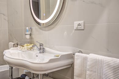 Piazza di Spagna JUST FOR US - Image 6