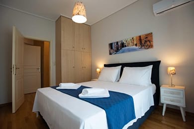 Blue Ark Romantic Studio under Acropolis - Image 3