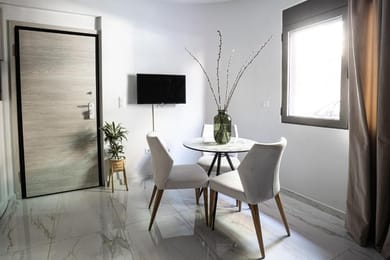 Deluxe Apartment - Split Level