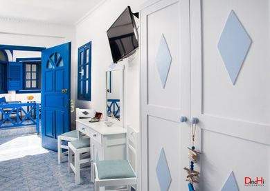 Roula Villa Santorini - Image 5