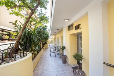 Royal ApartHotel City Center - Image 3
