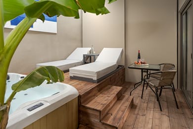 Royal Gold City Suites - Image 6