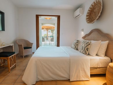 Family Interconnecting Cabanas