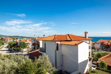 Royalty Suites Loft Halkidiki - Image 5