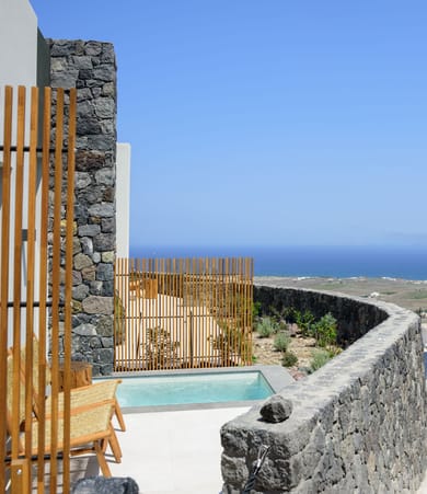 Lava Sea View Suite with Jacuzzi