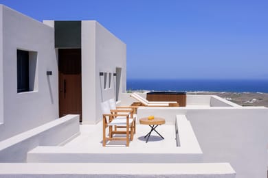 Ryolithos Suites - Image 4