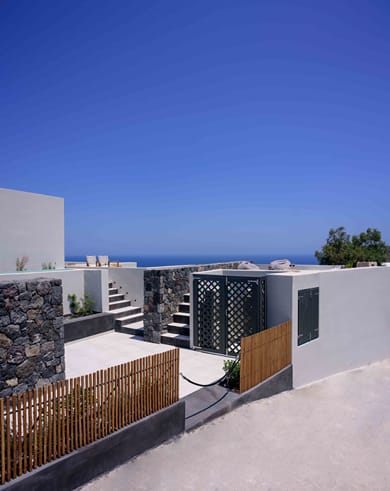 Ryolithos Suites - Image 6