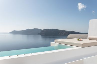 The Saint Hotel - Image 4