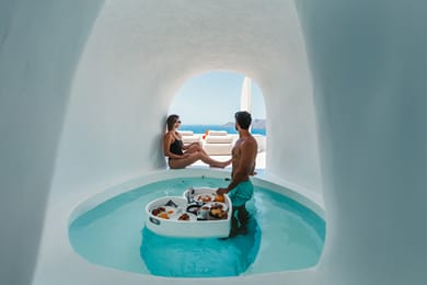 Saint Santorini - Image 7