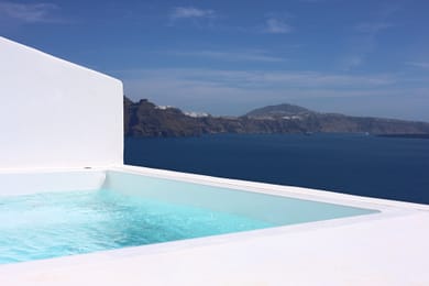 Phaos Oia Suites - Three Bedroom Villa with Hot Tub & Sea View
