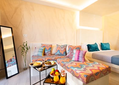 Saint & Sin Suites - Image 2