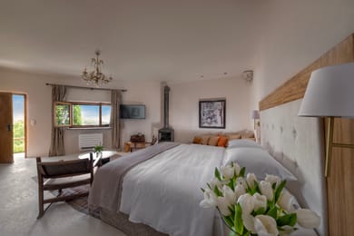 Executive Suite with Panoramic Sea View - Io