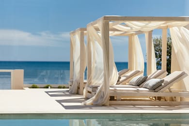 Salty Angel Sea Front Villa - Image 3