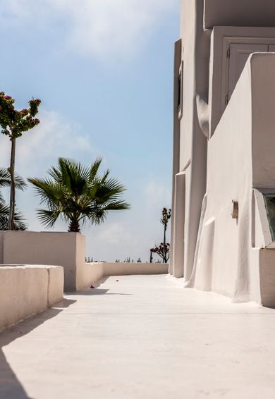 Amaze Suites - Image 3