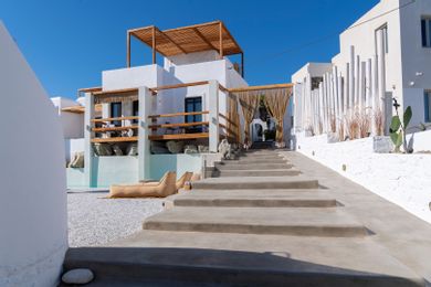 Sandaya Luxury Suites - Image 2