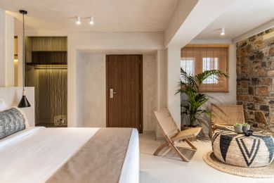 Privilege Suite Private Pool