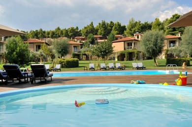 Sani Polyastron Hotel & Spa - Image 3