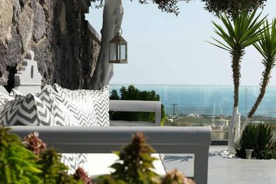 San Marino Suites - Image 7