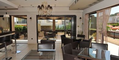 Santa Helena Hotel - Image 4