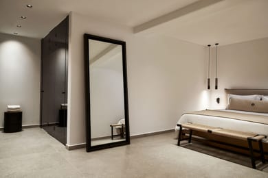 Junior Suite Pool Front