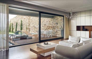 Lesante Blu - Image 6