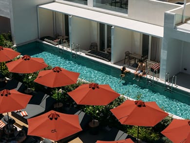 Island Suite Sharing Pool