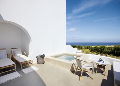 Sea View Suite with Jacuzzi