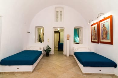 Blue & White Cave House with Hot Tub