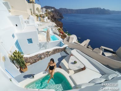 Paradise Cave House with Hot Tub