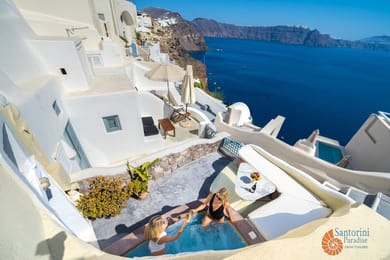 Paradise Cave House with Hot Tub