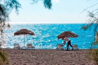 Santo Miramare Hotel Santorini - Image 3