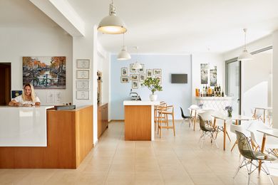 Sappho Hotel - Image 7