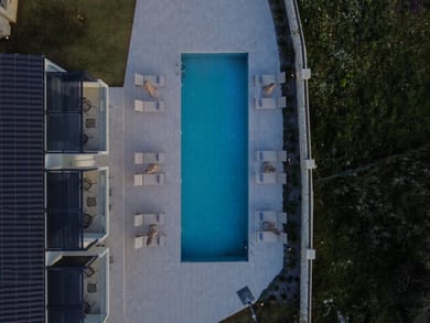 Sarah Luxury Rooms - Image 2