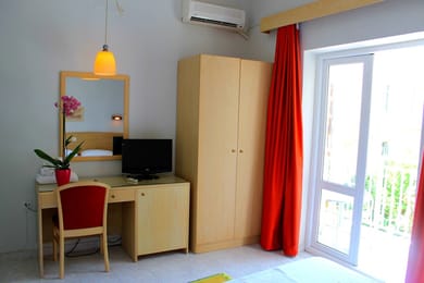 Savoy City Hotel - Image 5