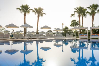 Atlantica Sea Breeze Hotel - Image 7