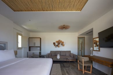 King Junior Suite with Hot Tub