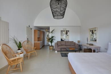 King Junior Suite with Pool
