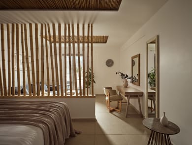 King Junior Suite with Pool