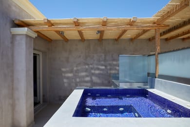 King Guest Room with Hot Tub
