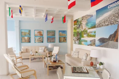 Seafront Studios and Apartments - Image 4