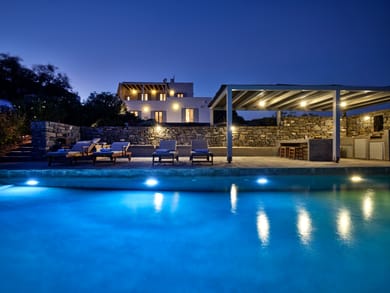 3 Bedroom Luxury Villa with Pool