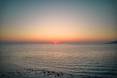 Sea Front Apartments - Image 4