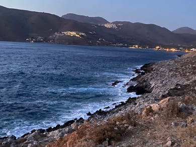 SeaRock Rooms & Suites - Image 2