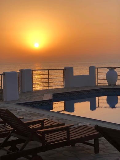 SeaRock Rooms & Suites - Image 7