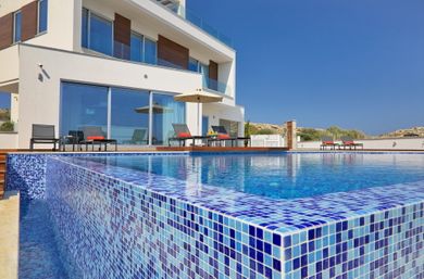 Idania Beachfront Villa