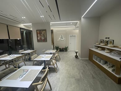 Seaside Hotel - Image 7