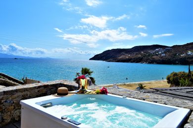 Superior Single Studio with Sea View and Jacuzzi