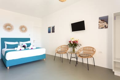 Sea-Side White Junior Suite